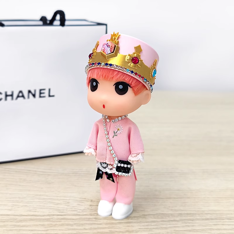 MAMA Inspired Keychains/Figures – K-pop Idol Merch