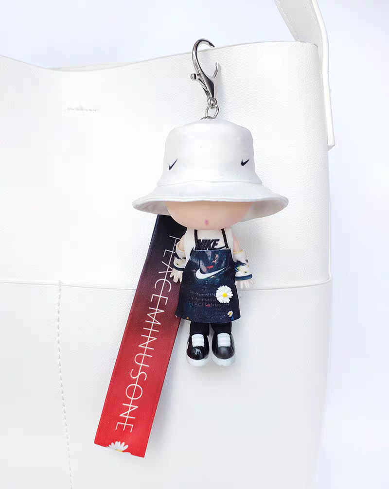 G-Dragon BigBang Peaceminusone K-pop Merchandise Figure & Keychain