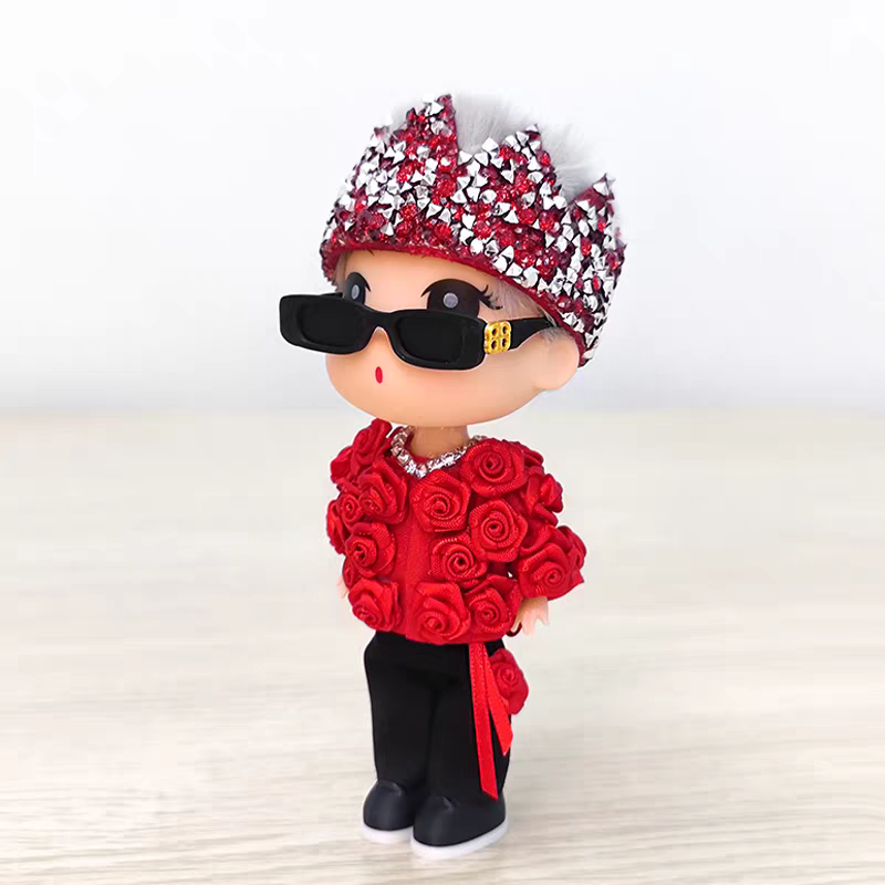 G-Dragon BigBang Red Rose Crown K-pop Merchandise Figure & Keychain - Übermensch Concert Inspired