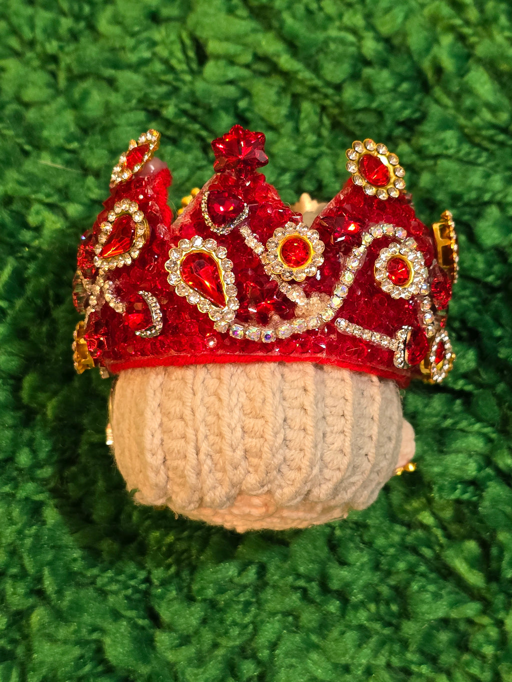 G-Dragon BigBang Red Rose Crown K-pop Merchandise Handmade Crochet - Übermensch Inspired