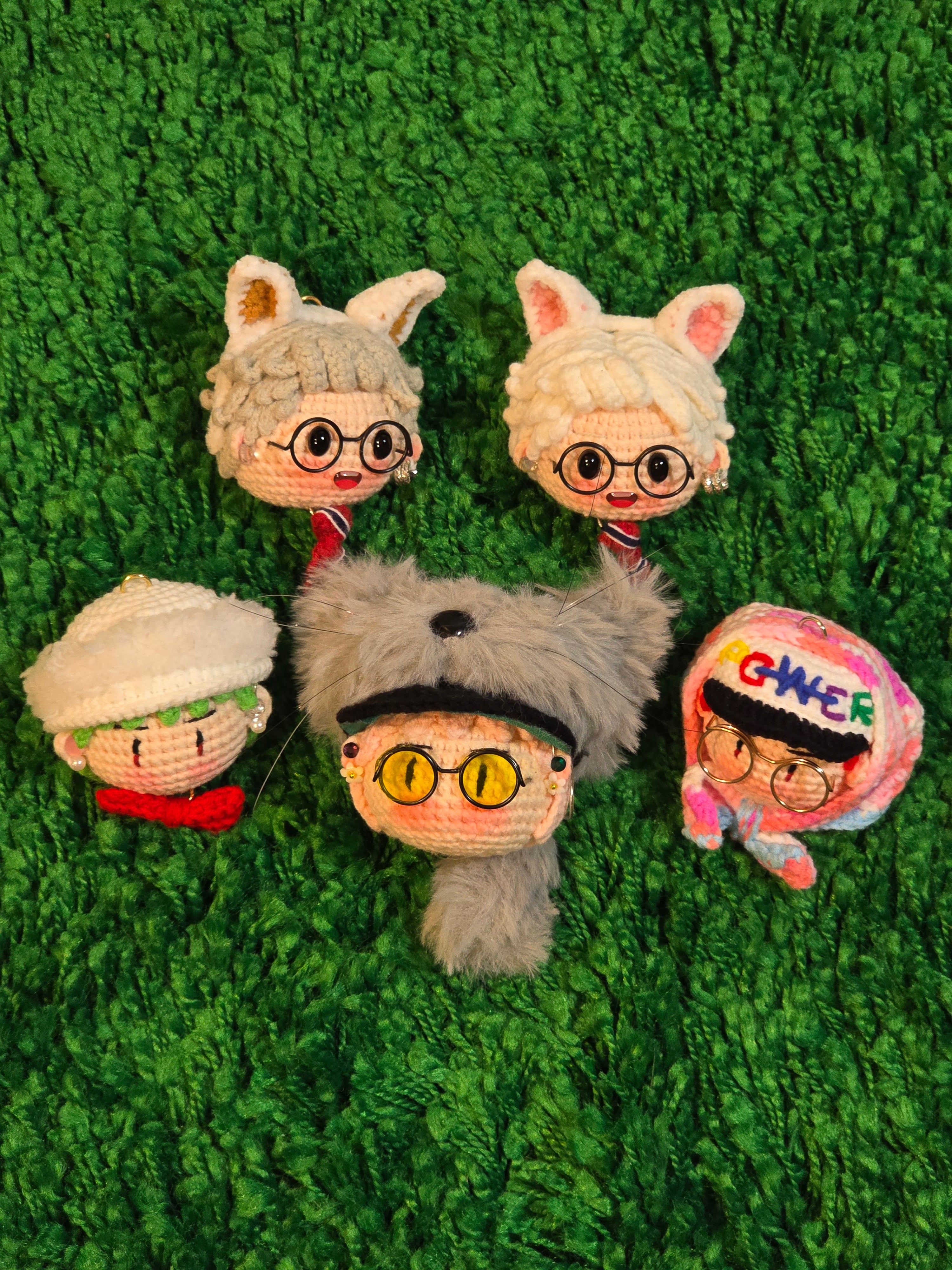 G-dragon Bigbang ZOA hat Inspired K-pop Merchandise Handmade Doll
