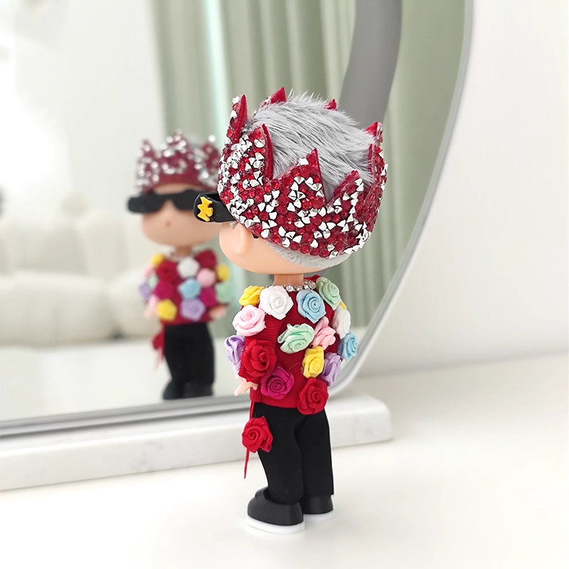 Übermensch Taipei Concert Inspired Color Rose Figure – K-pop Idol Merch