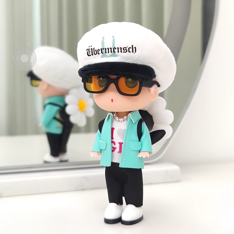 BigBang G-Dragon Übermensch Concert Inspired Mushroom Figure – K-pop Idol Merch
