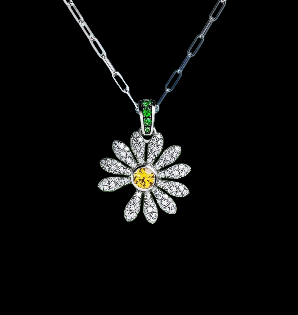 Small Daisy Necklace
