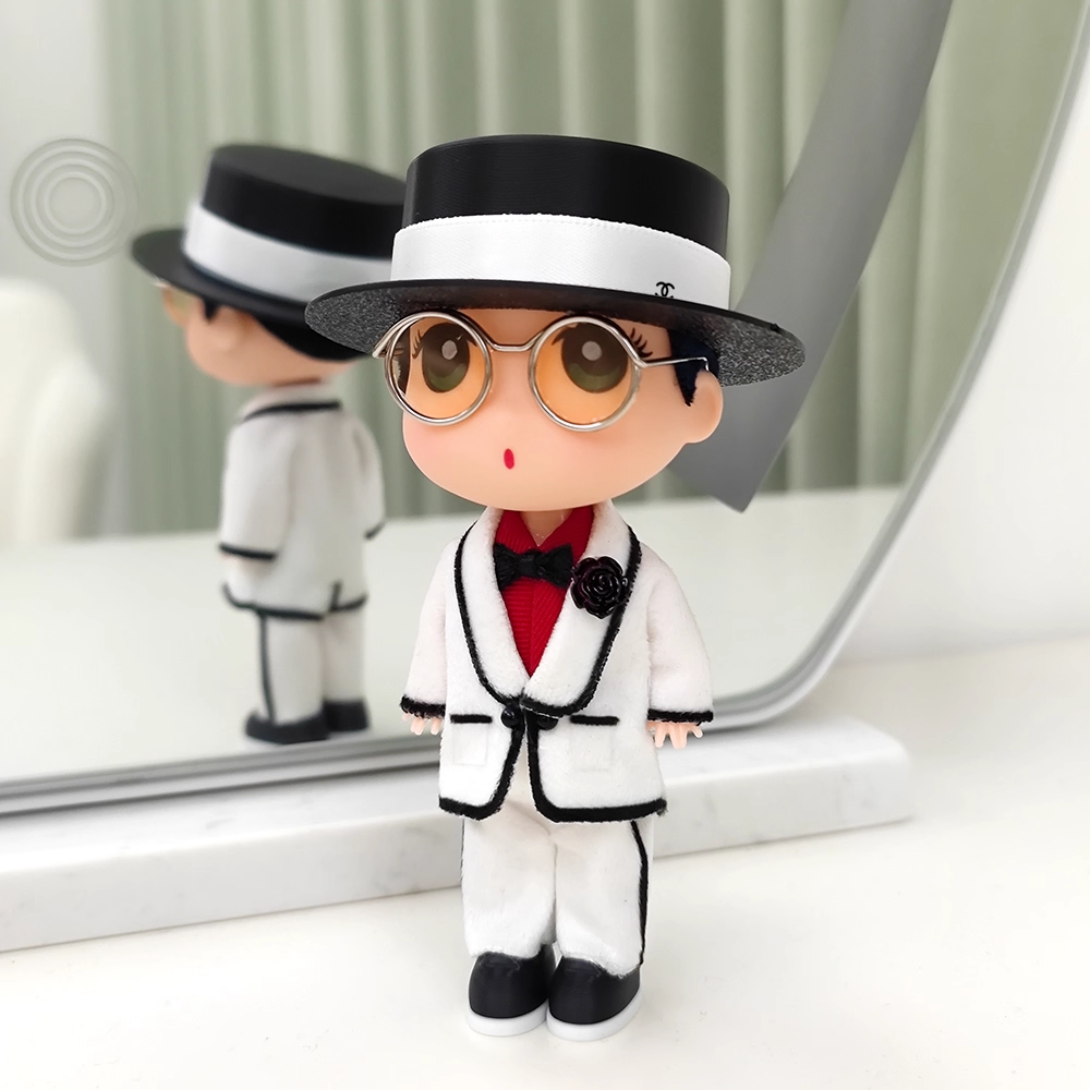 NEW!!! BigBang G-Dragon Übermensch Concert Inspired White Tweed-style Keychain/Figure – K-pop Idol Merch