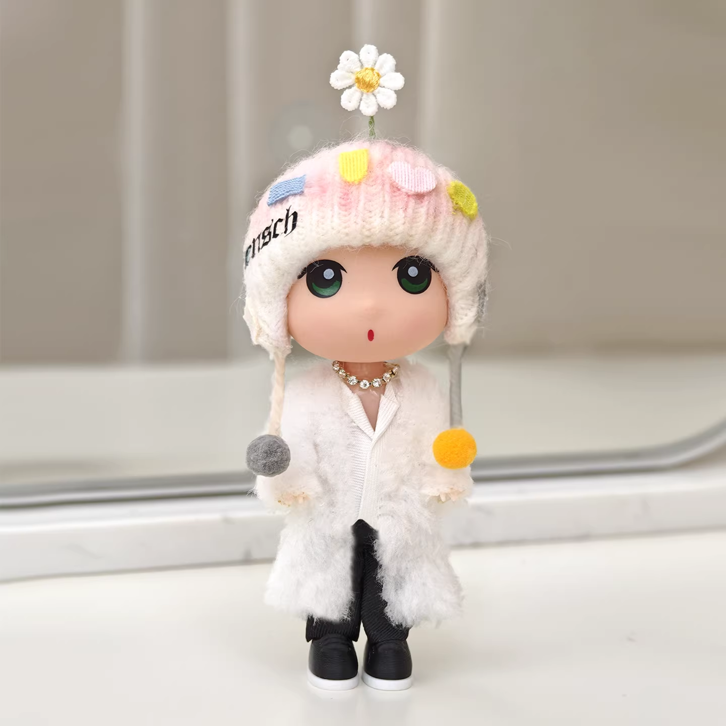 NEW!!!BigBang G-Dragon Concert Inspired White Wool Hat Figure / Keychain– K-pop Idol Merch