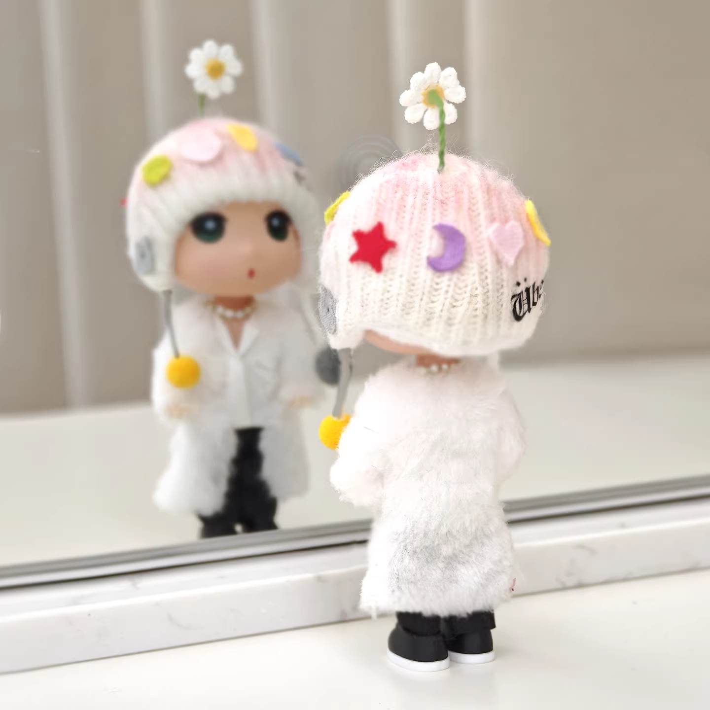 NEW!!!BigBang G-Dragon Concert Inspired White Wool Hat Figure / Keychain– K-pop Idol Merch