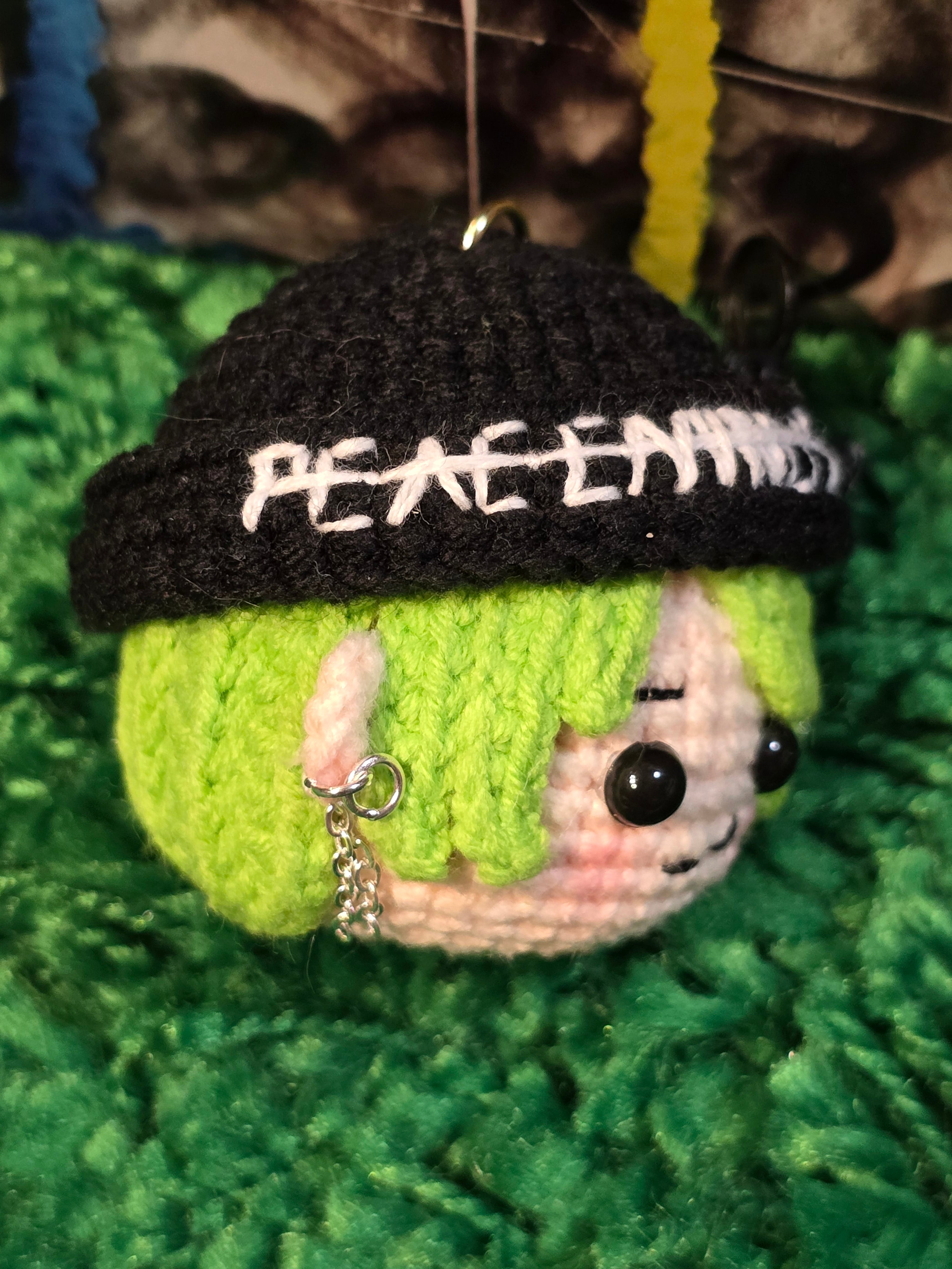 G-Dragon BigBang Green Hair Style K-pop Merchandise Handmade Crochet Doll